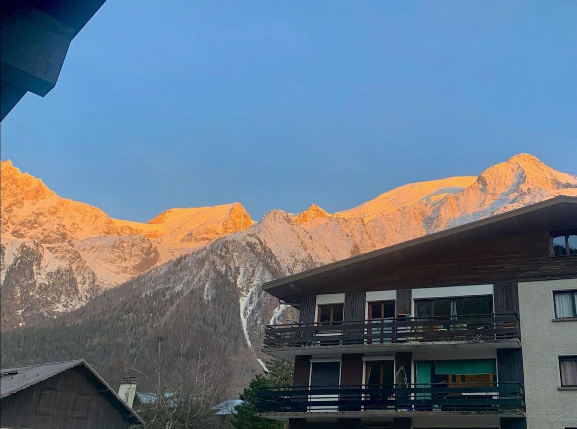 Les Dryades - Renove - Balcon Avec Vue Mt Blanc Les Houches Bagian luar foto